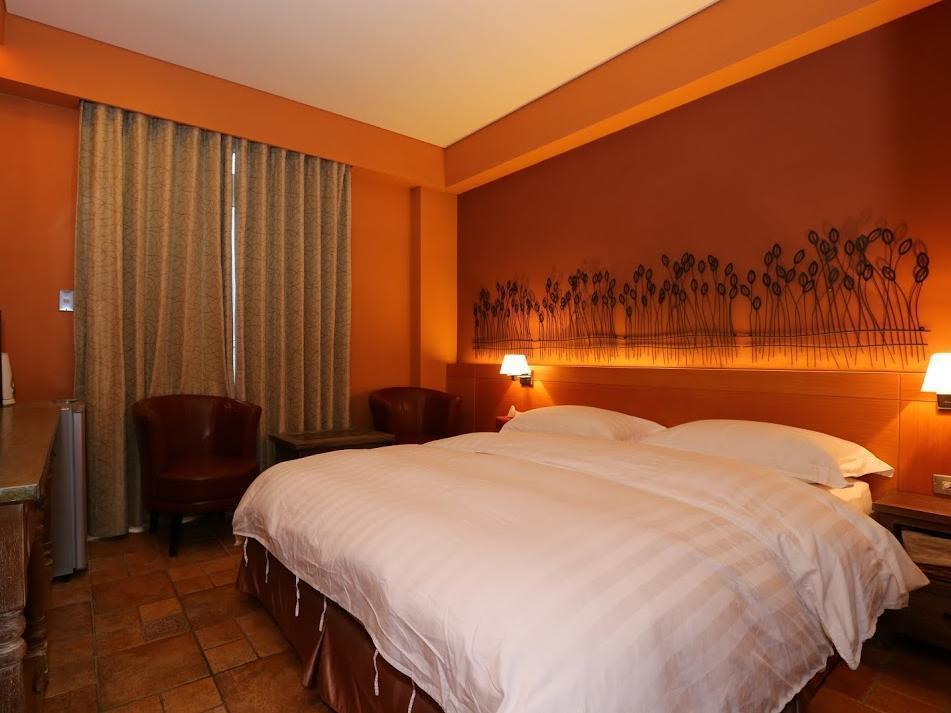 Golden101 Bed And Breakfast Цзюфэнь Экстерьер фото